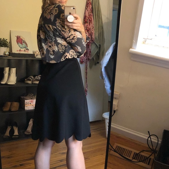 Black dress skirt - Picture 4 of 4